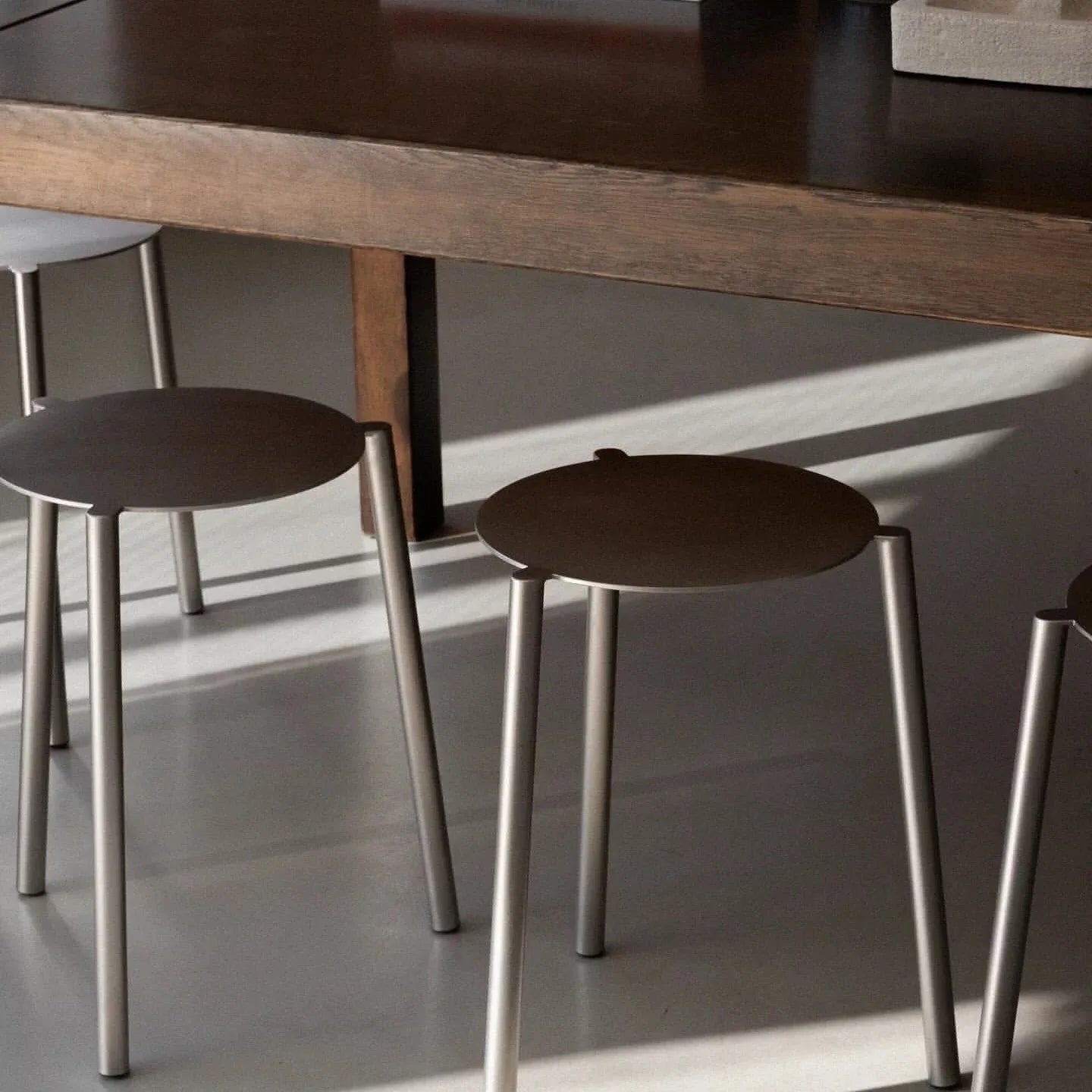 Italian Minimalist Metal Style Stool Stackable Dining Table Chair Stainless Steel Outdoor Courtyard Commercial Leisure Chair